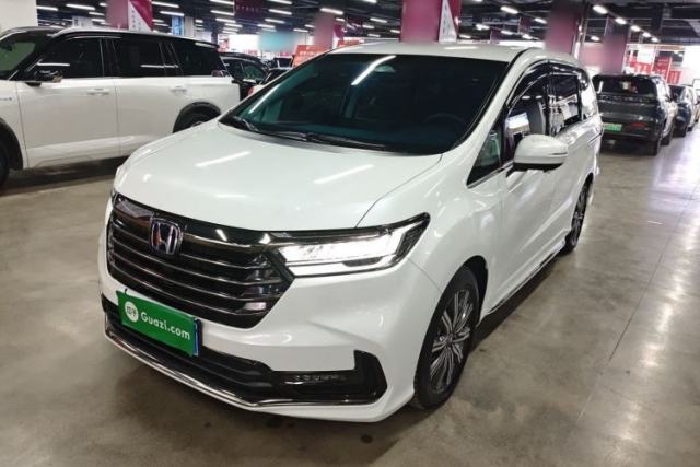 Used Honda Odyssey 2024 2.0L eHEV Sharp & Smart Edition