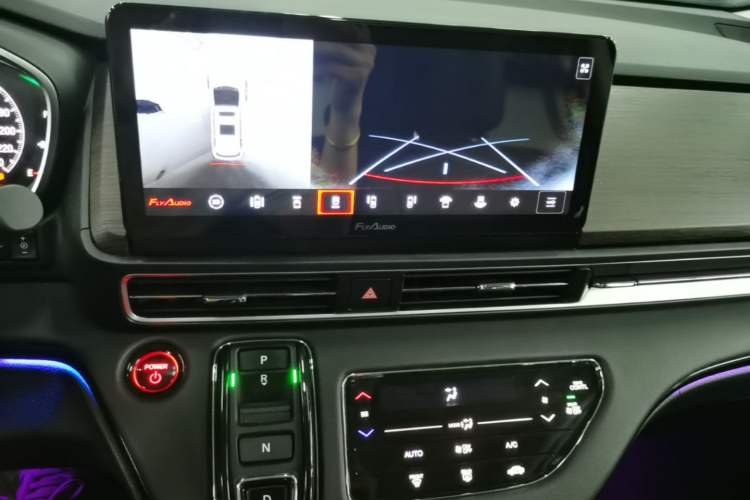 Used Honda Odyssey 2024 2.0L eHEV Sharp & Enjoy Edition Audio And AC Panel
