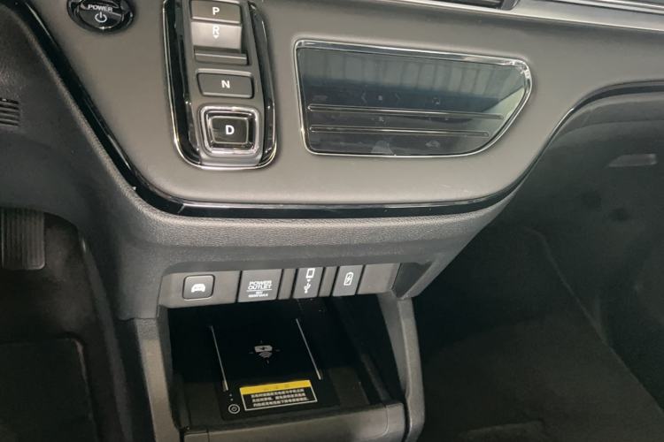 Used Honda Odyssey 2024 2.0L eHEV Sharp·Leading Edition Audio And AC Panel