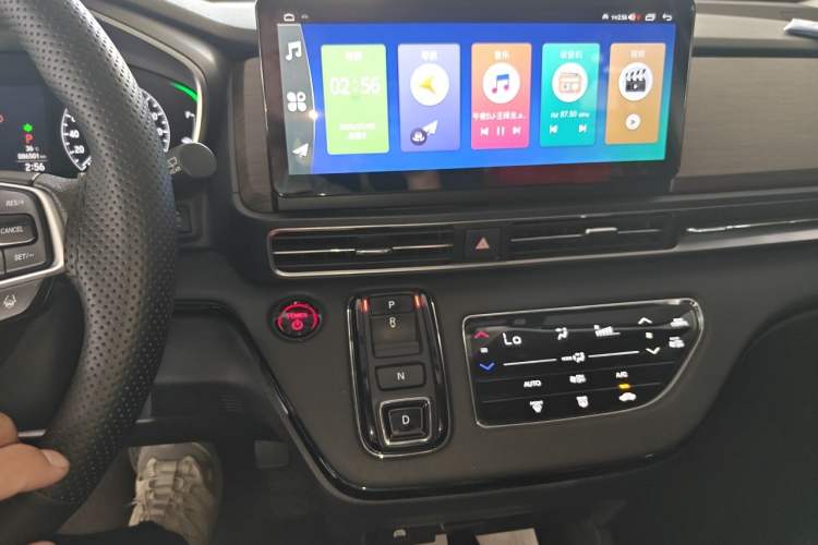 Used Honda Odyssey 2024 2.0L eHEV Sharp & Enjoy Edition Audio And AC Panel
