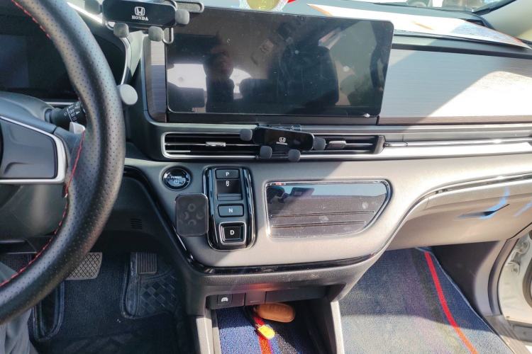 Used Honda Odyssey 2024 2.0L eHEV Sharp & Enjoy Edition Audio And AC Panel