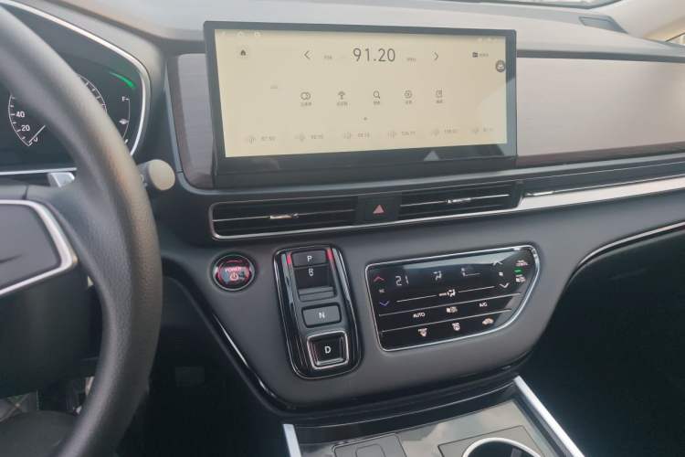 Used Honda Odyssey 2024 2.0L eHEV Sharp & Enjoy Edition Audio And AC Panel