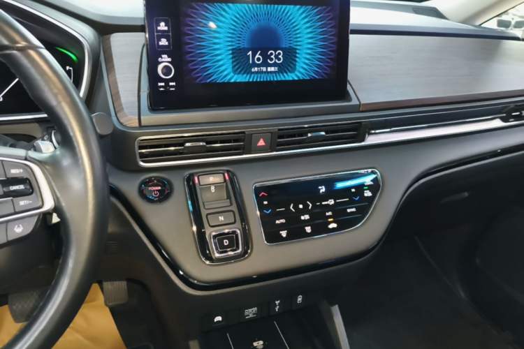 Used Honda Odyssey 2024 2.0L eHEV Sharp·Luxury Edition Audio And AC Panel
