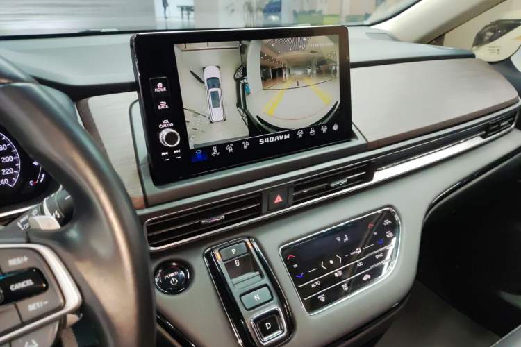 Used Honda Odyssey 2024 2.0L eHEV Sharp·Luxury Edition Audio And AC Panel