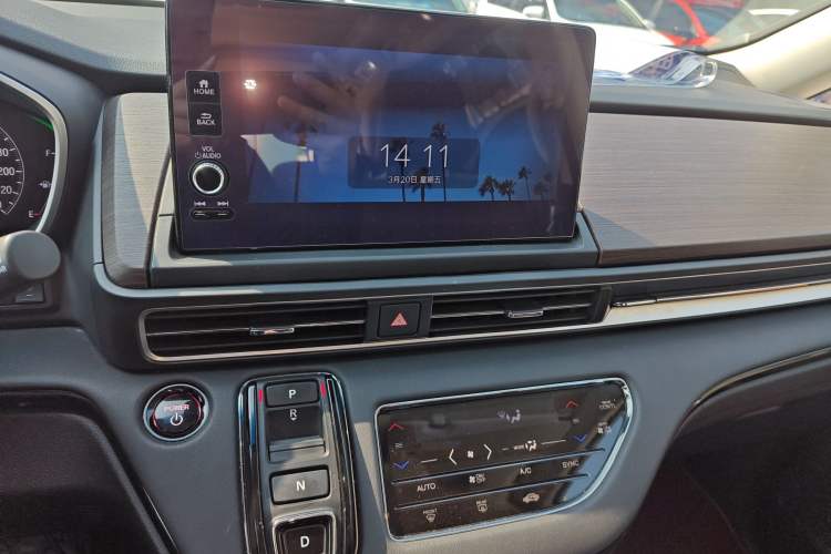 Used Honda Odyssey 2024 2.0L eHEV Sharp·Luxury Edition Audio And AC Panel