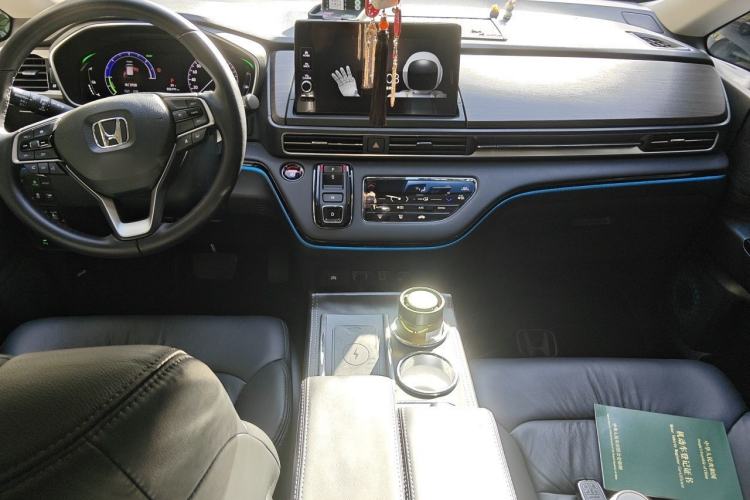 Used Honda Odyssey 2024 2.0L eHEV Sharp·Luxury Edition Center Console