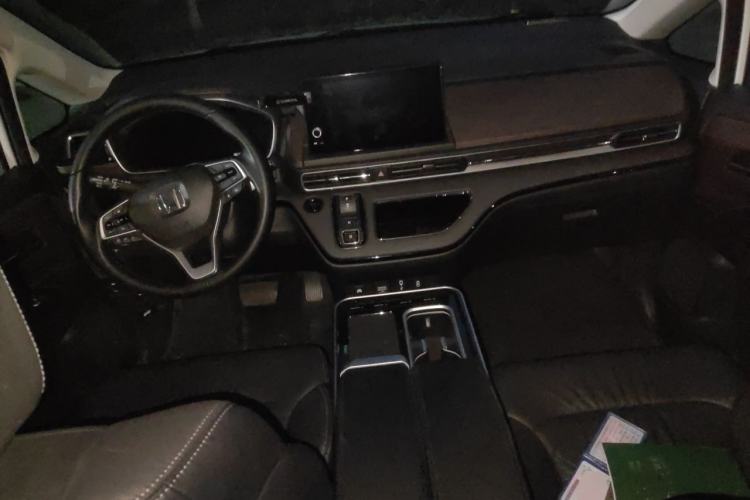 Used Honda Odyssey 2024 2.0L eHEV Sharp·Luxury Edition Center Console