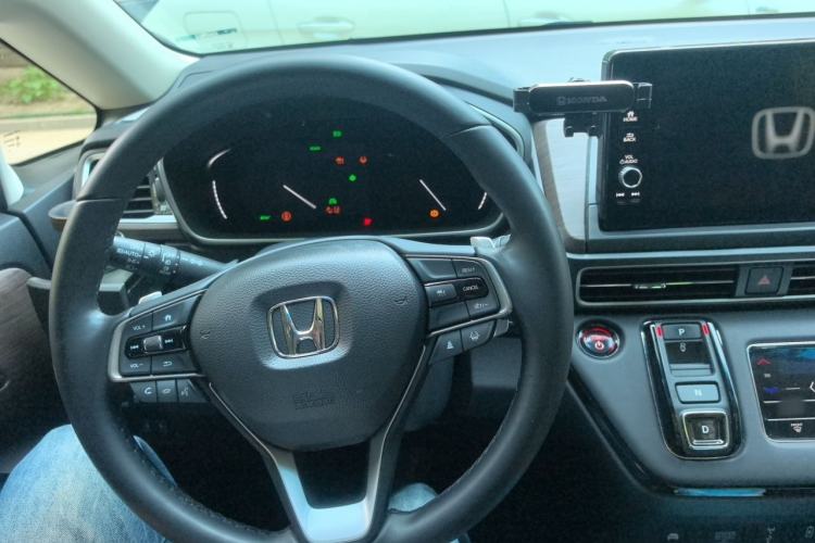 Used Honda Odyssey 2024 2.0L eHEV Sharp·Luxury Edition Center Console