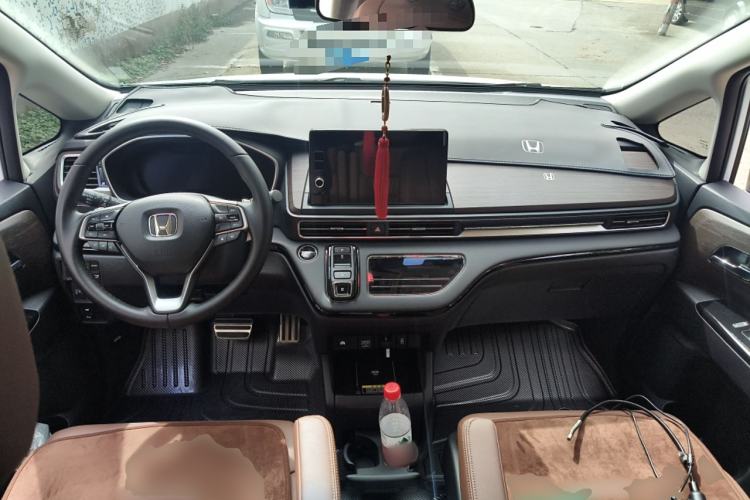 Used Honda Odyssey 2024 2.0L eHEV Sharp·Luxury Edition Center Console