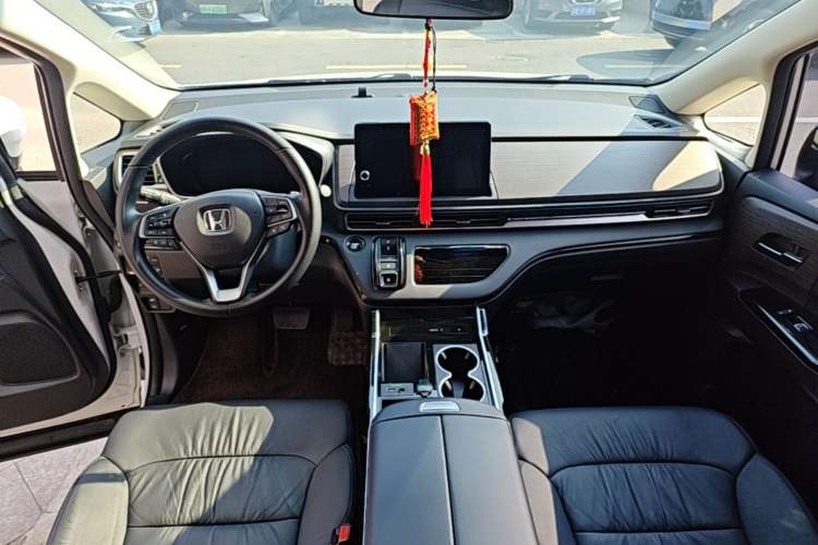 Used Honda Odyssey 2024 2.0L eHEV Sharp·Leading Edition Center Console