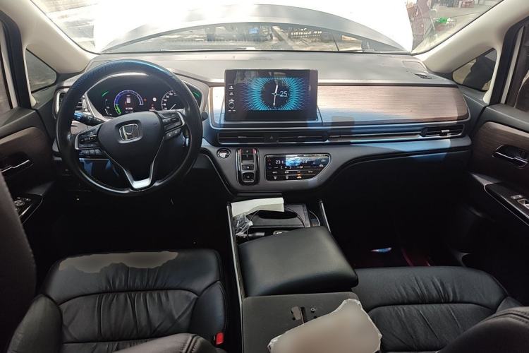 Used Honda Odyssey 2024 2.0L eHEV Sharp·Leading Edition Center Console