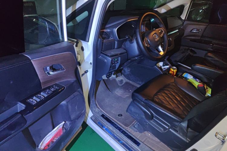 Used Honda Odyssey 2024 2.0L eHEV Sharp & Enjoy Edition Driver Seat