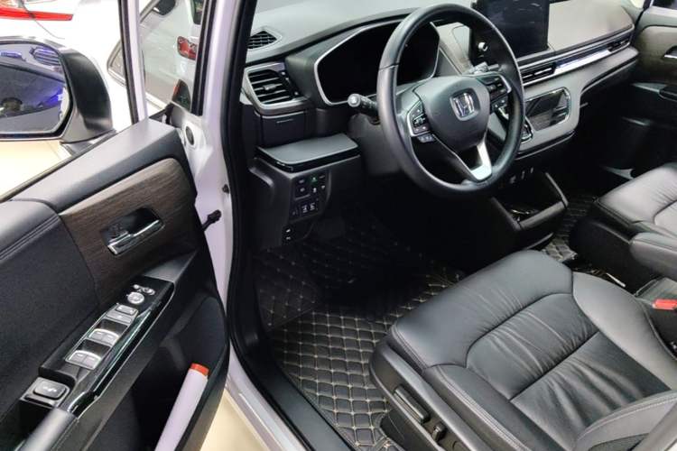 Used Honda Odyssey 2024 2.0L eHEV Sharp·Luxury Edition Driver Seat