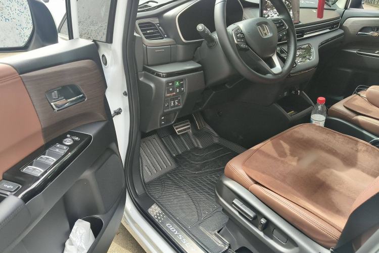 Used Honda Odyssey 2024 2.0L eHEV Sharp·Luxury Edition Driver Seat