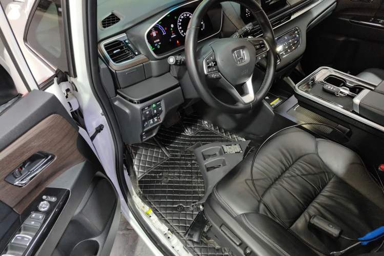 Used Honda Odyssey 2024 2.0L eHEV Sharp·Luxury Edition Driver Seat