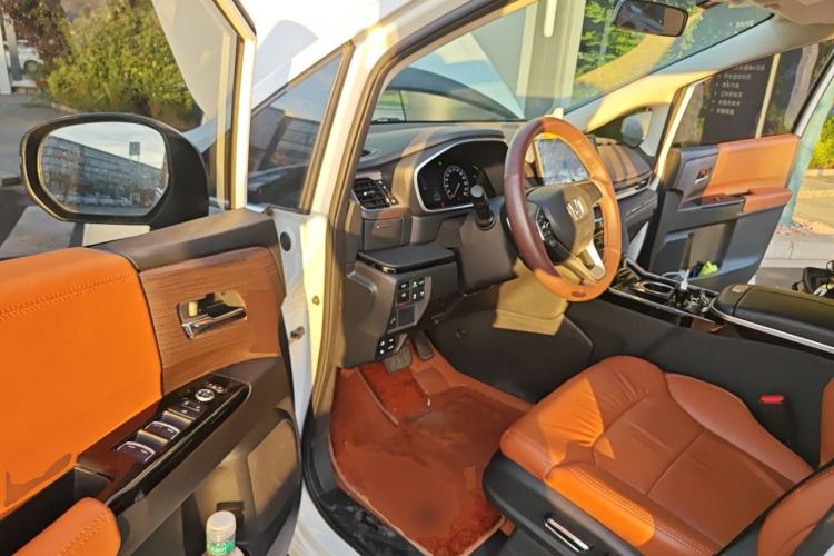Used Honda Odyssey 2024 2.0L eHEV Sharp & Enjoy Edition Driver Seat