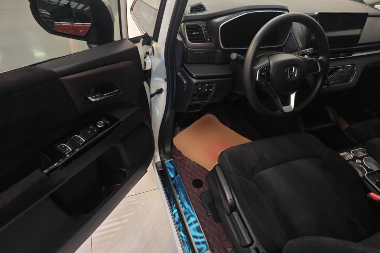 Used Honda Odyssey 2024 2.0L eHEV Sharp & Enjoy Edition Driver Seat