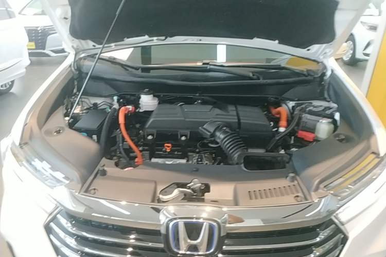 Used Honda Odyssey 2024 2.0L eHEV Sharp·Leading Edition Engine Bay
