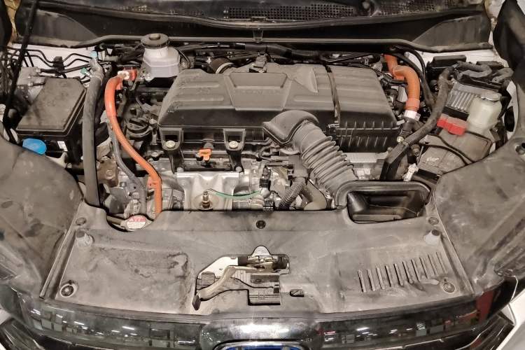 Used Honda Odyssey 2024 2.0L eHEV Sharp & Smart Edition Engine Bay