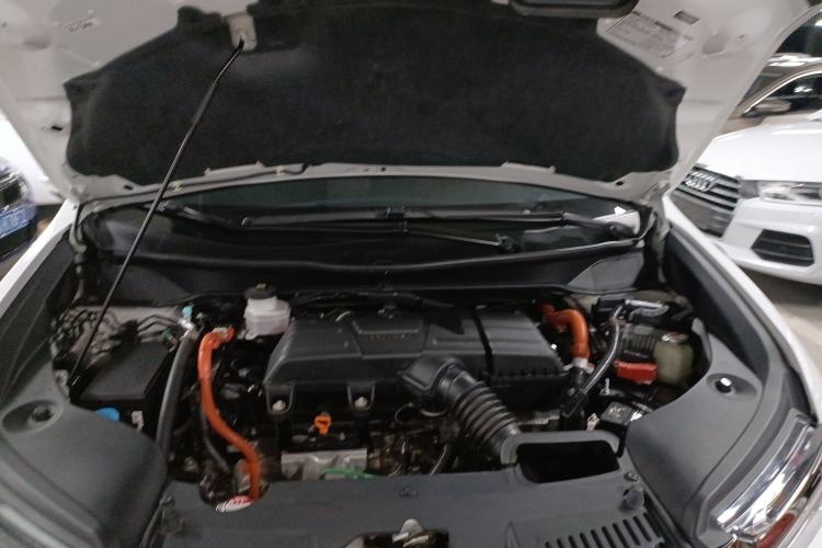 Used Honda Odyssey 2024 2.0L eHEV Sharp & Enjoy Edition Engine Bay