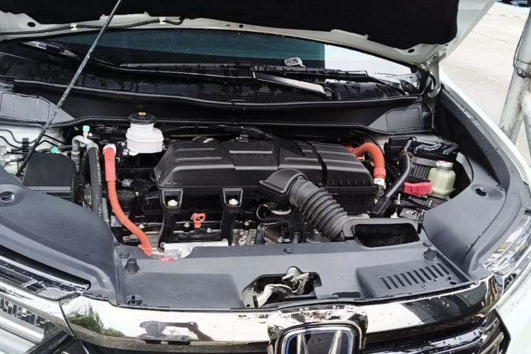 Used Honda Odyssey 2024 2.0L eHEV Sharp & Smart Edition Engine Bay