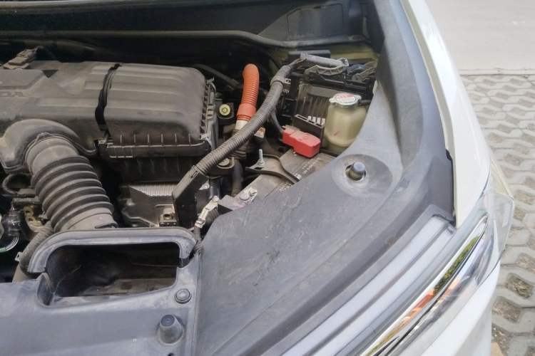 Used Honda Odyssey 2024 2.0L eHEV Sharp & Enjoy Edition Engine Bay Left