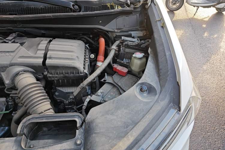 Used Honda Odyssey 2024 2.0L eHEV Sharp & Enjoy Edition Engine Bay Left