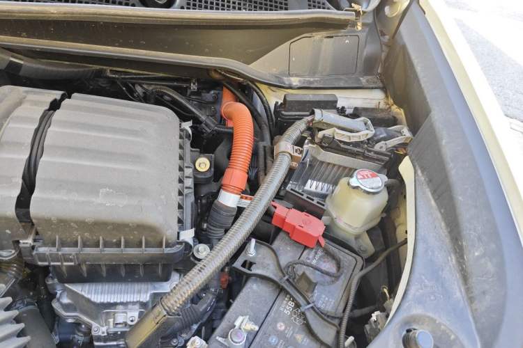 Used Honda Odyssey 2024 2.0L eHEV Sharp & Enjoy Edition Engine Bay Left