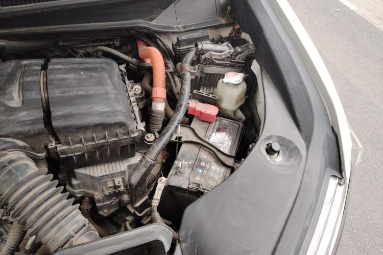 Used Honda Odyssey 2024 2.0L eHEV Sharp & Enjoy Edition Engine Bay Left