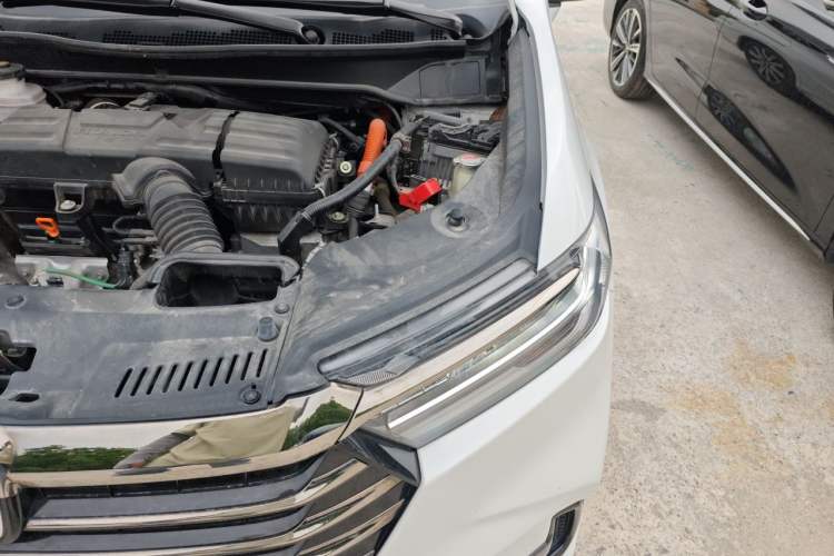 Used Honda Odyssey 2024 2.0L eHEV Sharp & Enjoy Edition Engine Bay Left