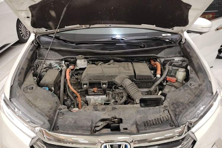 Used Honda Odyssey 2024 2.0L eHEV Sharp & Enjoy Edition Engine Bay