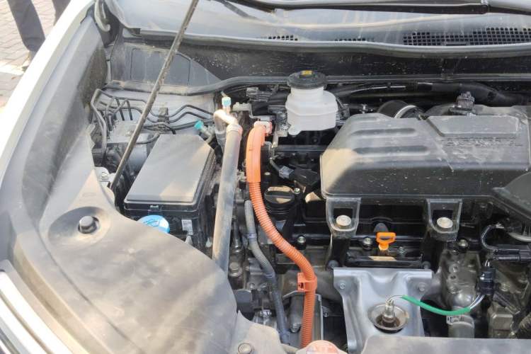Used Honda Odyssey 2024 2.0L eHEV Sharp & Enjoy Edition Engine Bay Right