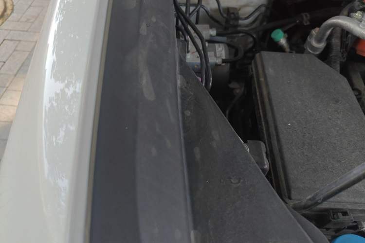 Used Honda Odyssey 2024 2.0L eHEV Sharp & Enjoy Edition Engine Bay Right
