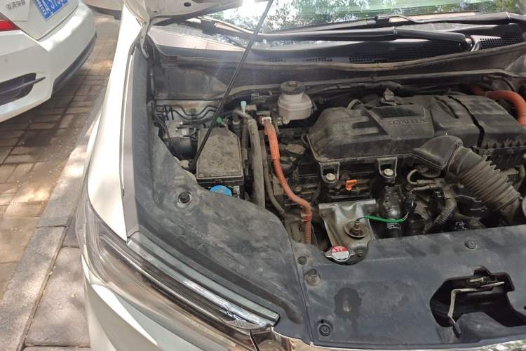 Used Honda Odyssey 2024 2.0L eHEV Sharp·Leading Edition Engine Bay Right