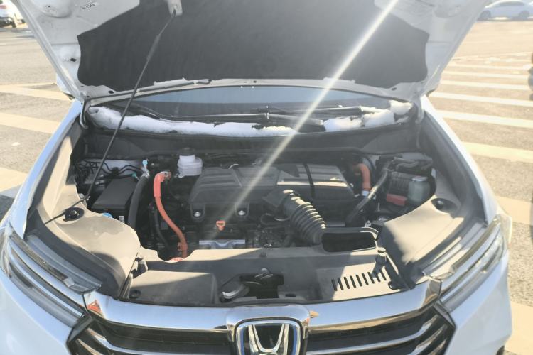Used Honda Odyssey 2024 2.0L eHEV Sharp & Enjoy Edition Engine Bay