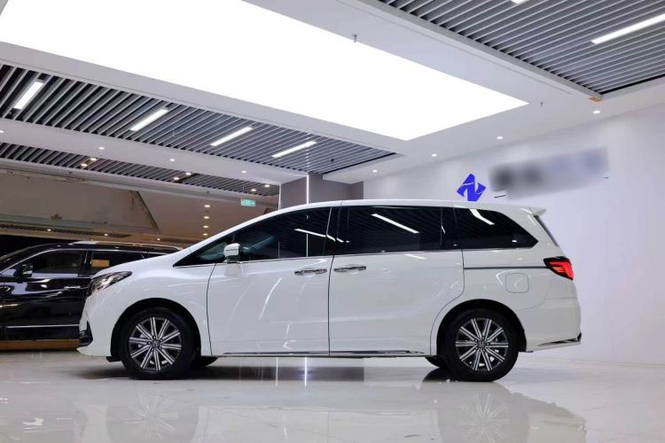 Used Honda Odyssey 2024 2.0L eHEV Sharp·Leading Edition Exterior 2