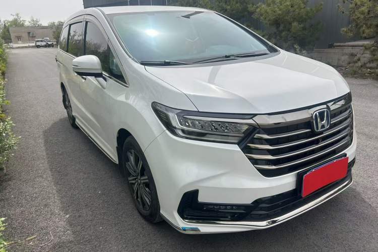 Used Honda Odyssey 2024 2.0L eHEV Sharp & Enjoy Edition Exterior 2
