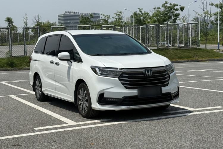 Used Honda Odyssey 2024 2.0L eHEV Sharp & Smart Edition Exterior 2