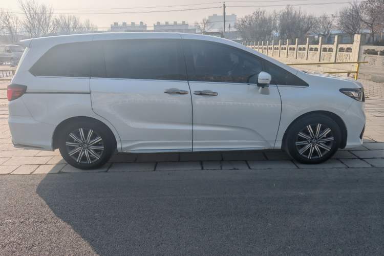 Used Honda Odyssey 2024 2.0L eHEV Sharp·Leading Edition Exterior 2