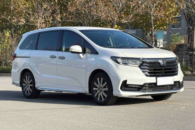 Used Honda Odyssey 2024 2.0L eHEV Sharp & Smart Edition Exterior 2