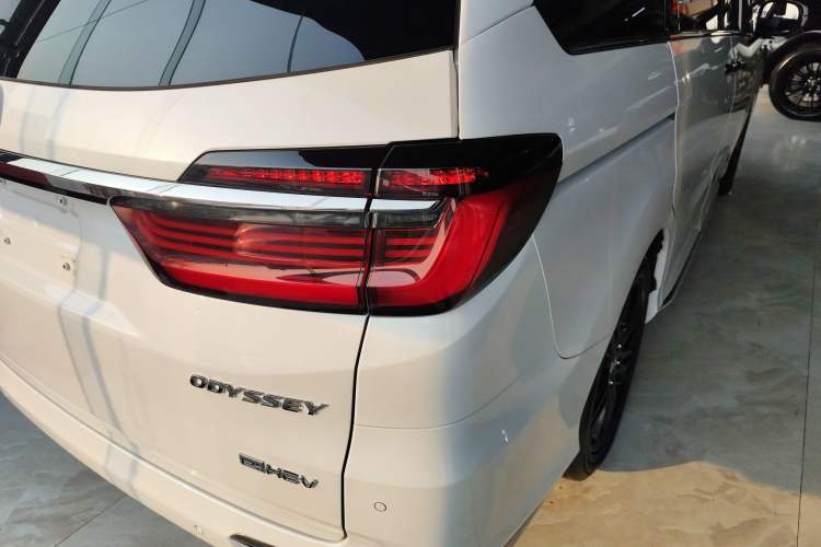Used Honda Odyssey 2024 2.0L eHEV Sharp·Luxury Edition Exterior 3