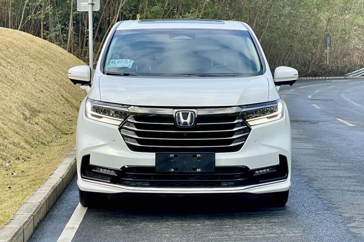 Used Honda Odyssey 2024 2.0L eHEV Sharp·Luxury Edition Exterior 3