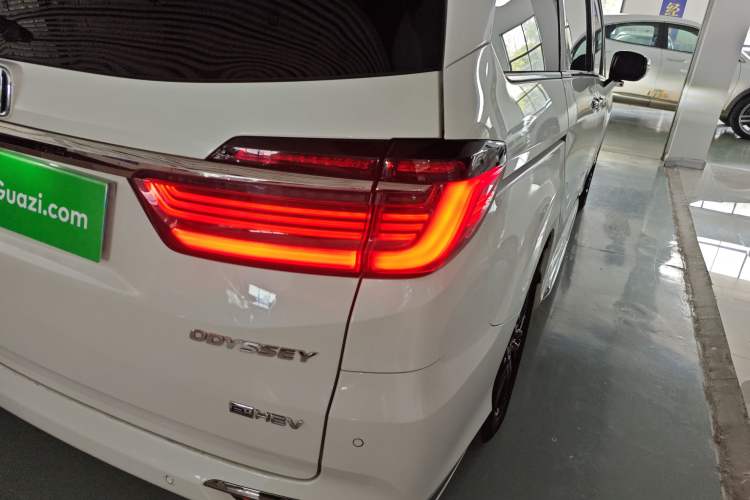 Used Honda Odyssey 2024 2.0L eHEV Sharp·Luxury Edition Exterior 3