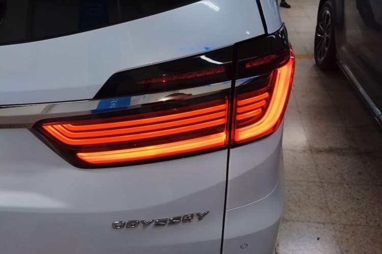Used Honda Odyssey 2024 2.0L eHEV Sharp·Luxury Edition Exterior 3