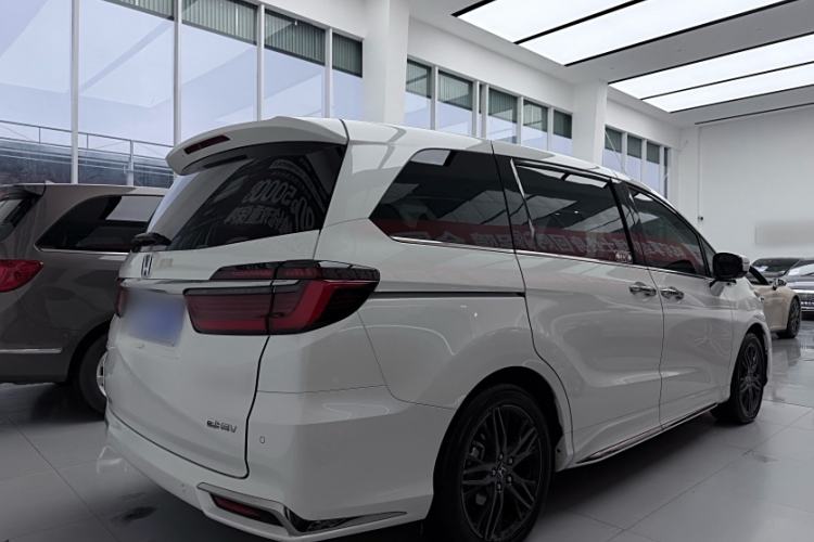 Used Honda Odyssey 2024 2.0L eHEV Sharp·Luxury Edition Exterior 3