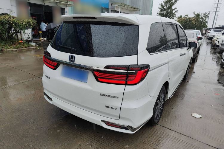 Used Honda Odyssey 2024 2.0L eHEV Sharp & Enjoy Edition Exterior 3