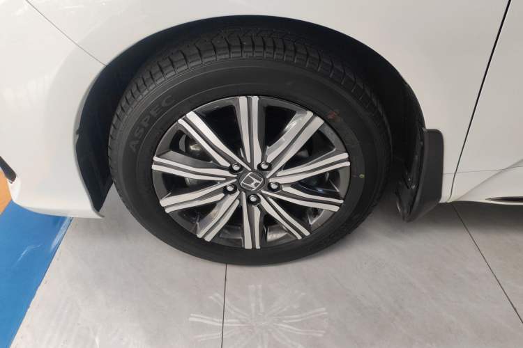 Used Honda Odyssey 2024 2.0L eHEV Sharp & Enjoy Edition Exterior 4