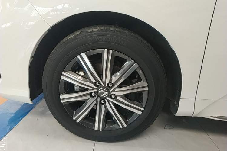 Used Honda Odyssey 2024 2.0L eHEV Sharp & Enjoy Edition Exterior 4