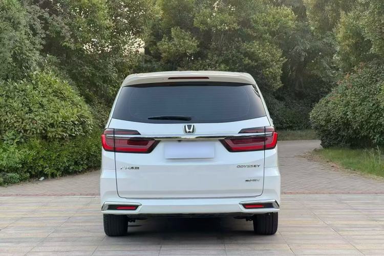 Used Honda Odyssey 2024 2.0L eHEV Sharp & Enjoy Edition Exterior 4
