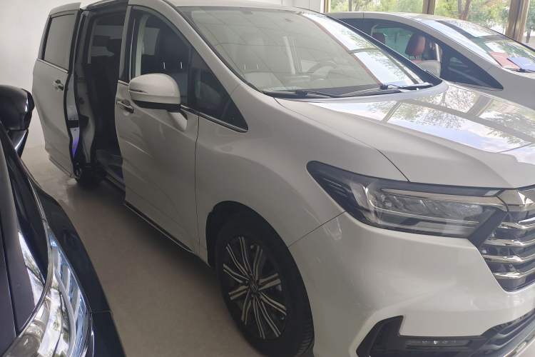 Used Honda Odyssey 2024 2.0L eHEV Sharp & Enjoy Edition Exterior 5